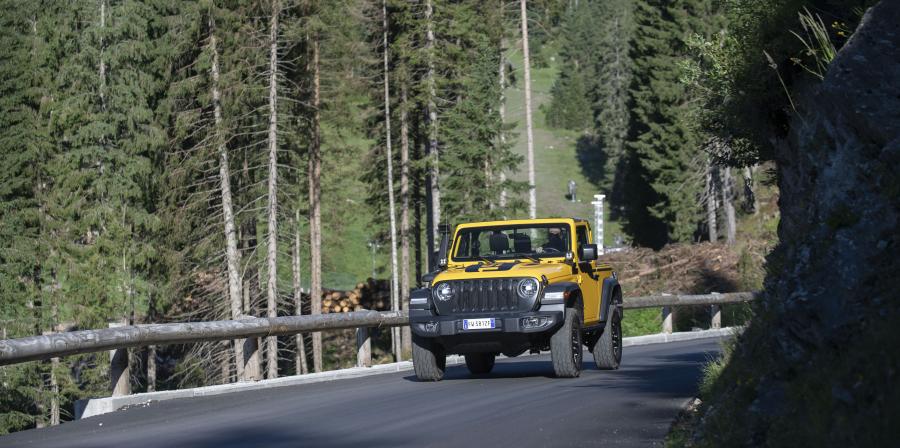  Jeep Wrangler Rubicon 1941 by Mopar (JL) 2019 года  (фото 27 из 35)